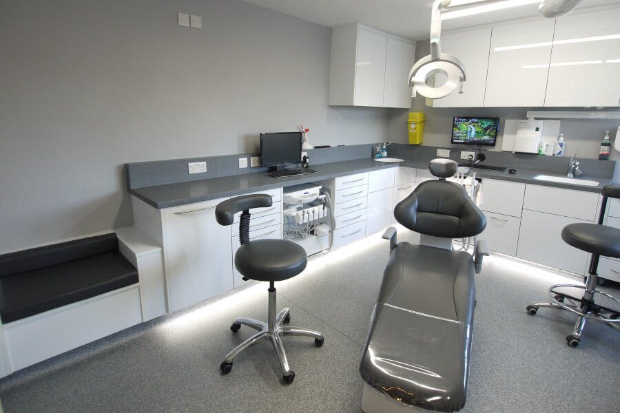 Importance of Clinical Flooring in a Dental Surgery